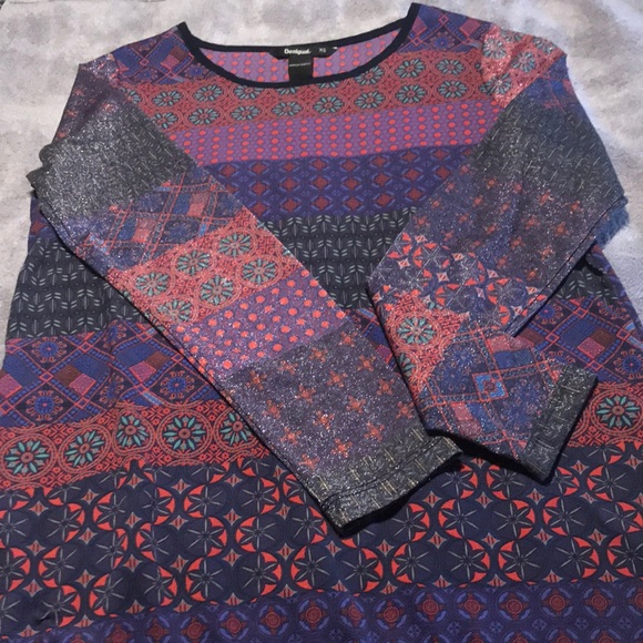 Desigual woman’s long sleeve shirt. Size X-Small. - Picture 3 of 9